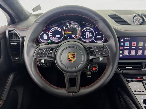 Used 2022 Porsche Cayenne Turbo GT AWD/4WD image 12