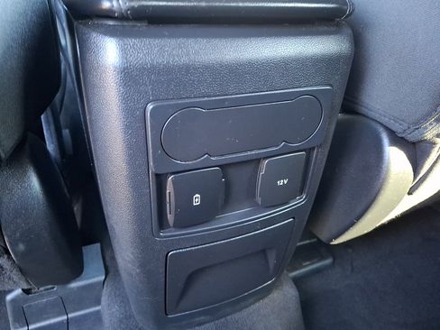 Certified 2023 Ford Explorer XLT AWD/4WD image 11