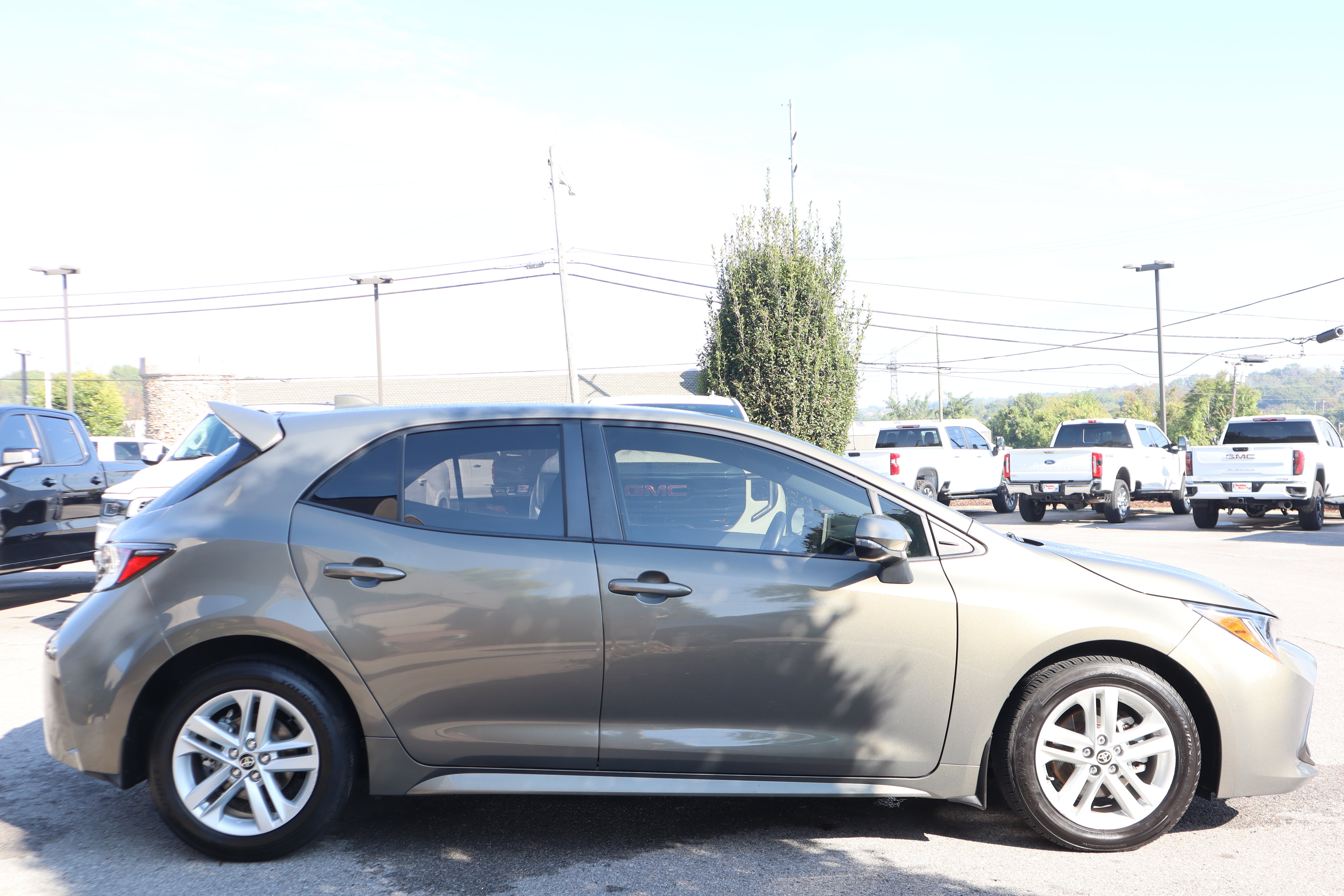 Used 2019 Toyota Corolla SE FWD image 6