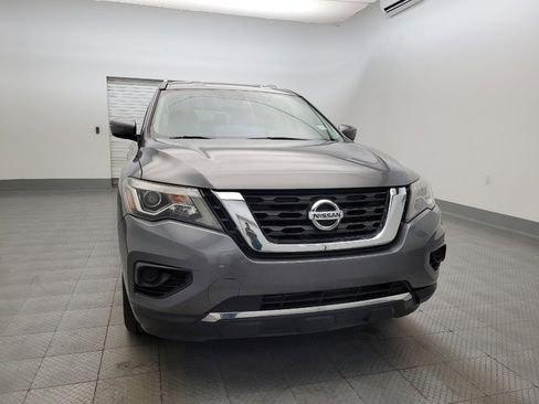 Used 2020 Nissan Pathfinder S image 14
