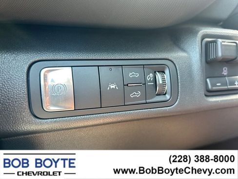 New 2025 Chevrolet Silverado EV LT image 8