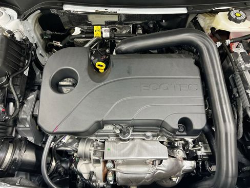 New 2026 Chevrolet Equinox LT w/ Safety and Technology Package AWD/4WD image 25