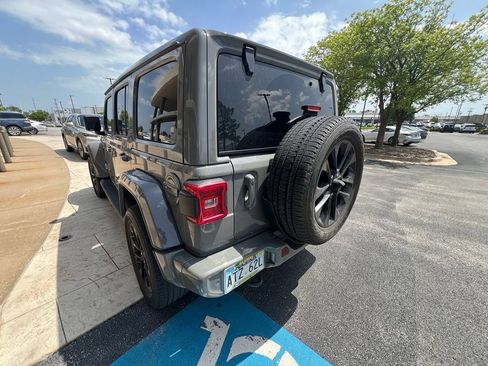 Used 2023 Jeep Wrangler Unlimited Sahara AWD/4WD image 4