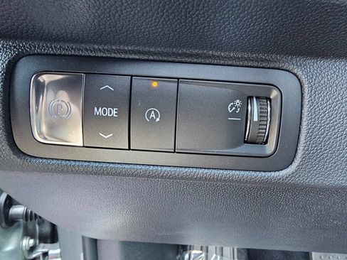 New 2026 Chevrolet Traverse LT FWD image 22