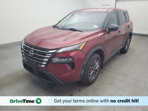Used 2024 Nissan Rogue S image 1