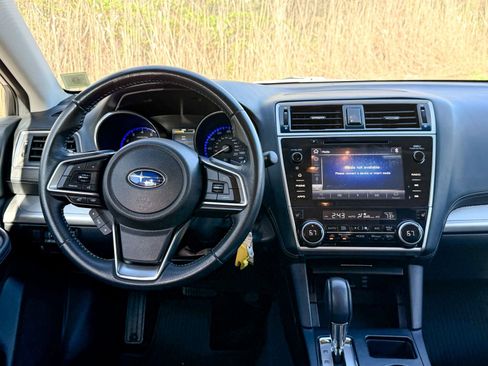 Used 2018 Subaru Outback 2.5i Premium AWD/4WD image 22