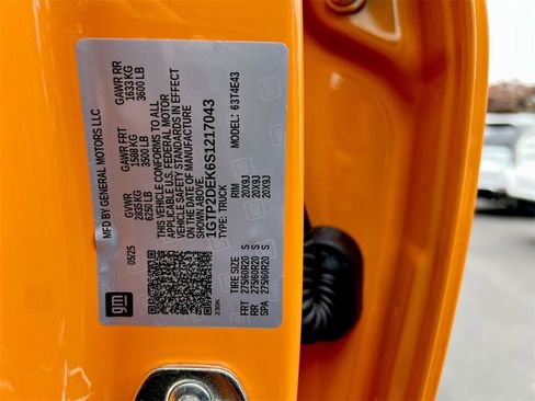 New 2025 GMC Canyon AT4 w/ Nightfall Edition image 27