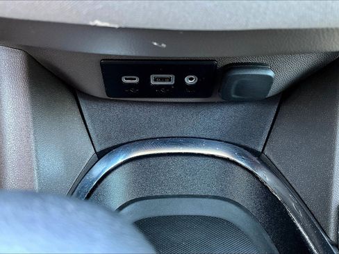 Used 2024 Chevrolet Malibu LT FWD image 16