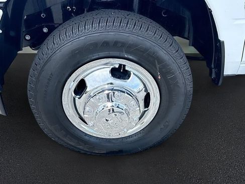 New 2026 RAM 3500 Tradesman AWD/4WD image 21