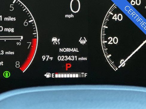 Certified 2025 Honda HR-V LX image 31