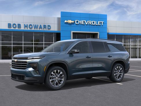 New 2026 Chevrolet Traverse LT w/ Sun and Wheel Package image 22