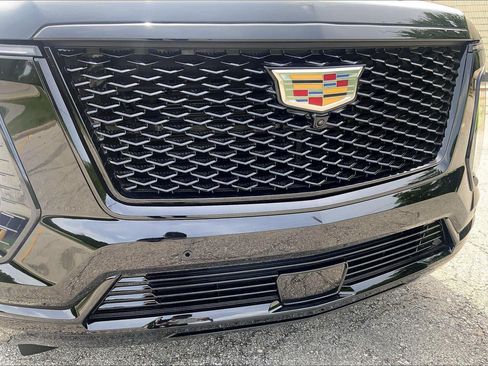 Certified 2025 Cadillac Escalade Sport Platinum AWD/4WD image 31