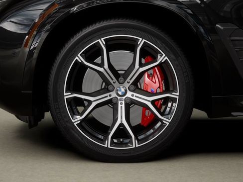 Used 2026 BMW X5 xDrive40i w/ M Sport Package AWD/4WD image 32