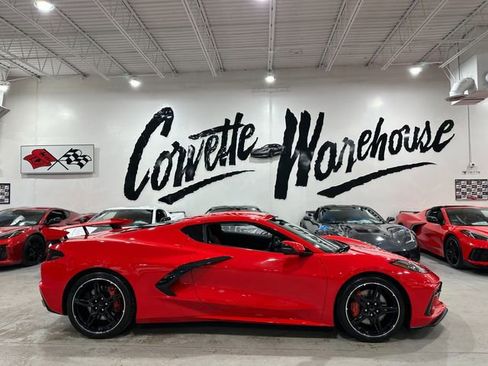 Used 2023 Chevrolet Corvette Stingray Coupe w/ Z51 Performance Package image 10