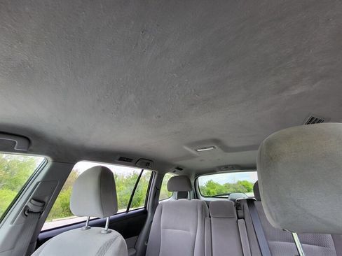 Used 2010 Toyota Highlander 2WD image 28