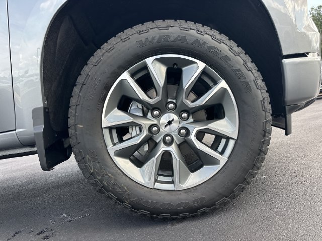 New 2026 Chevrolet Silverado 1500 RST AWD/4WD image 12