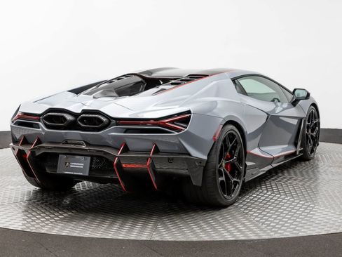 Used 2024 Lamborghini Revuelto image 22