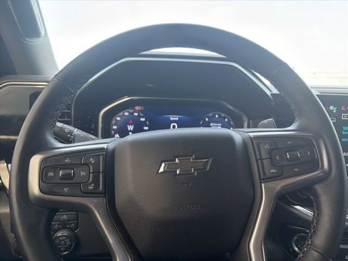 Used 2025 Chevrolet Silverado 1500 LT Trail Boss w/ LPO, Dark Essentials Package image 11