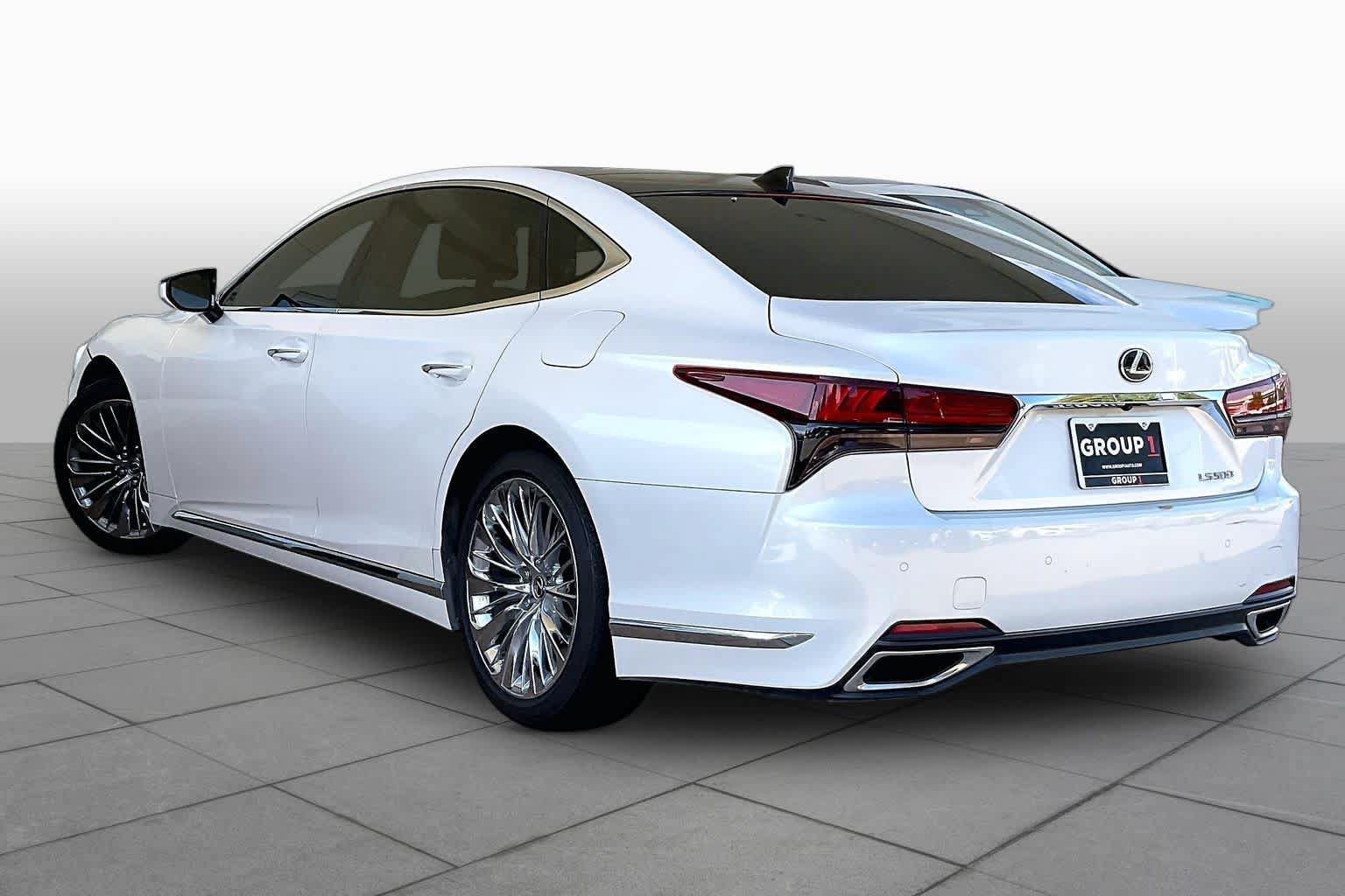 Used 2022 Lexus LS 500 w/ Interior Upgrade Package RWD image 10