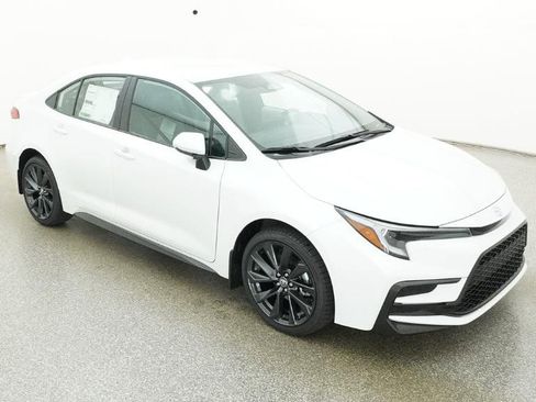 New 2026 Toyota Corolla SE image 12
