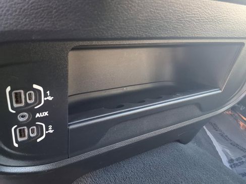 Used 2024 RAM 2500 Big Horn image 20