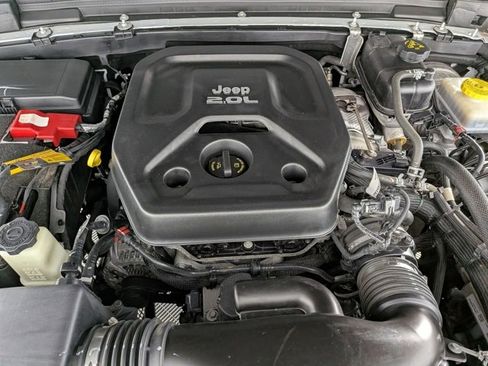 Used 2021 Jeep Wrangler Unlimited Rubicon image 32