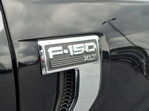 Used 2022 Ford F150 XLT w/ Equipment Group 302A High AWD/4WD image 9