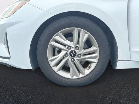 Used 2019 Hyundai Elantra SEL FWD image 9