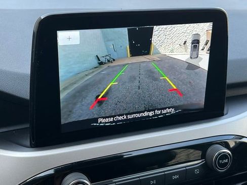 Used 2021 Ford Escape SEL image 34