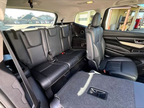 Used 2022 Subaru Ascent Limited w/ Technology Package image 19