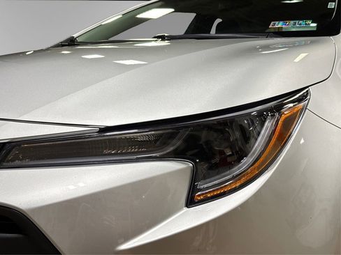 Used 2025 Toyota Corolla LE image 20
