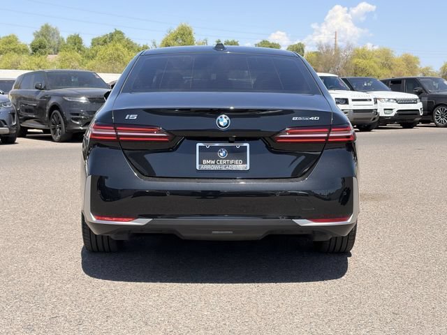 Used 2026 BMW i5 eDrive40 w/ Premium Package RWD image 8
