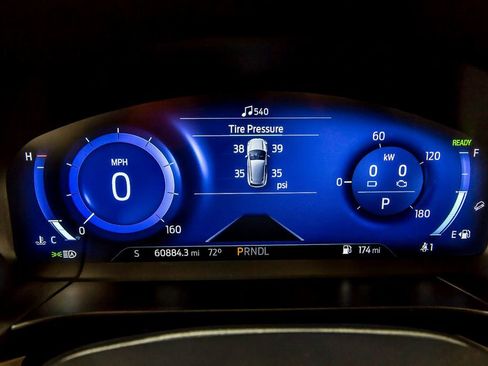 Used 2020 Ford Escape SE Sport image 15