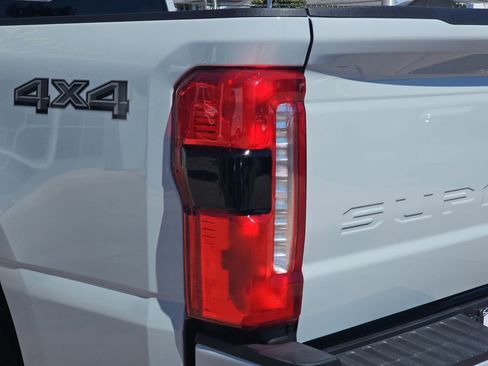 New 2026 Ford F250 4x4 Crew Cab Super Duty image 41