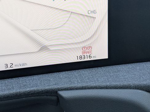 Certified 2022 Kia EV6 Wind image 33