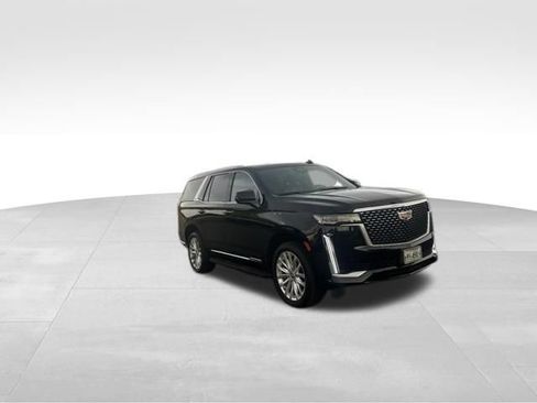 Used 2021 Cadillac Escalade Luxury AWD/4WD image 5