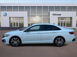 Used 2023 Volkswagen Jetta Sport FWD video 2