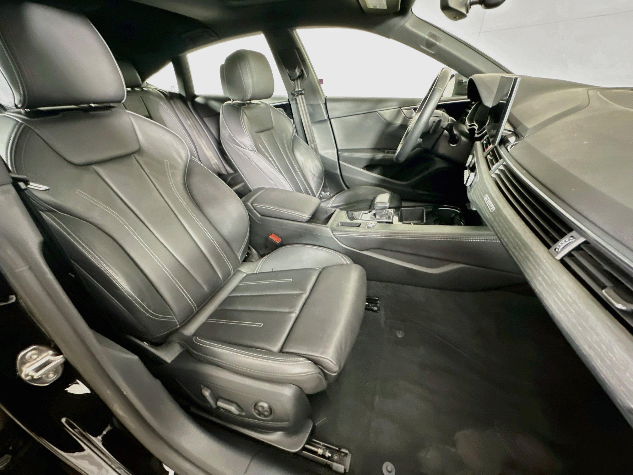 Used 2024 Audi A5 2.0T Premium Plus AWD/4WD image 33