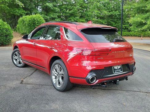 Used 2025 Genesis GV70 3.5T Sport image 11
