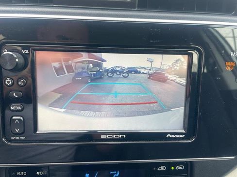 Used 2016 Scion iM FWD image 19