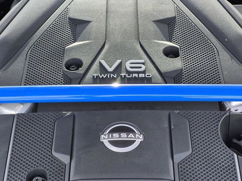 Used 2024 Nissan Z Performance w/ Floor Mat Package RWD image 12