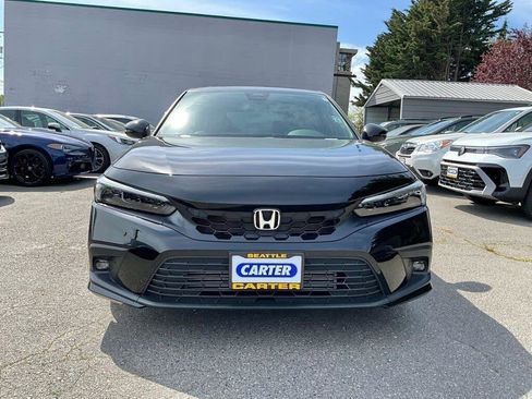 Used 2024 Honda Civic Sport Touring image 3