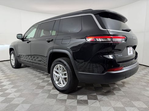 Used 2023 Jeep Grand Cherokee L Laredo image 3