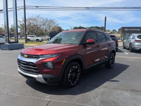 Used 2023 Chevrolet TrailBlazer LT w/ Convenience Package image 8