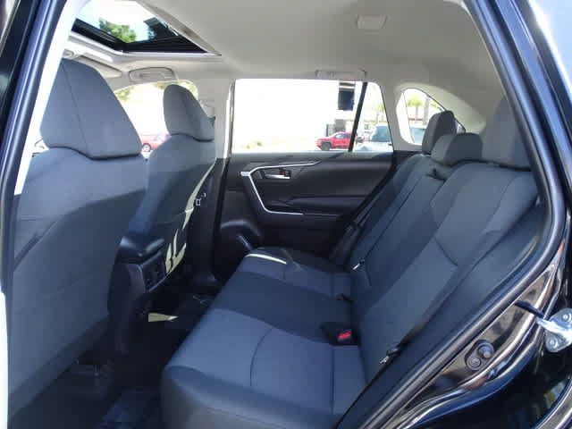 Used 2025 Toyota RAV4 XLE w/ Convenience Package FWD image 21