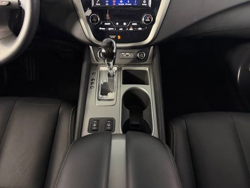 Used 2024 Nissan Murano SL AWD/4WD image 16