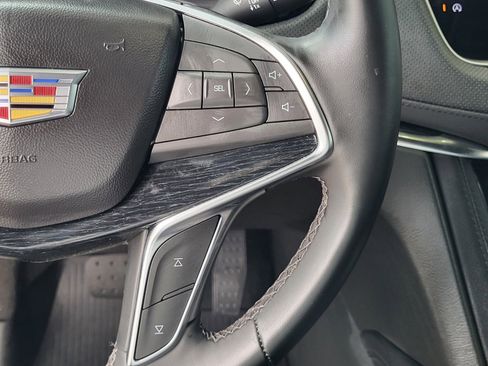 Used 2025 Cadillac XT5 Premium Luxury w/ Technology Package FWD image 27