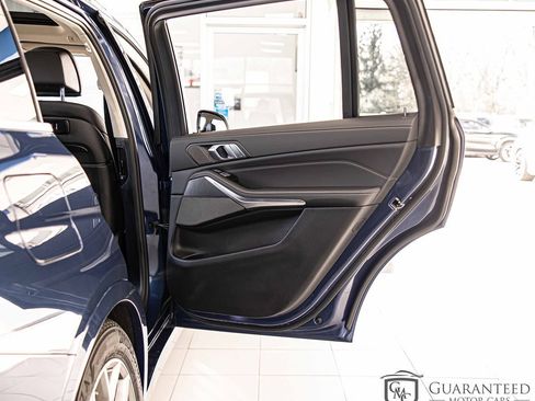 Used 2021 BMW X7 xDrive40i w/ Premium Package image 45