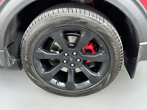 Used 2022 Ford Explorer ST w/ Equipment Group 401A AWD/4WD image 33