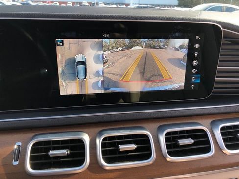 Used 2022 Mercedes-Benz GLE 350 4MATIC w/ Premium Package image 28